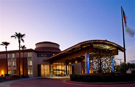 Holiday Inn Express & Suites Scottsdale - Old Town - Scottsdale, AZ ...