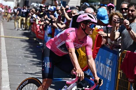 Giro Al Friulano Milan La Volata Della Seconda Tappa Gloo