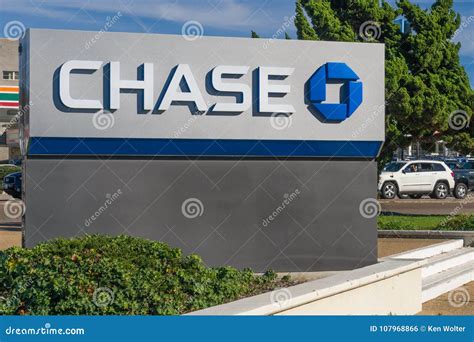 Chase Bank Exterior Editorial Photo Image Of Urban 107968866