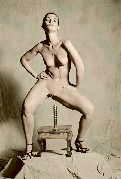 Elektra Nude In Inox Dildo Free Gallery Carre Picture Gallery At Elite Babes