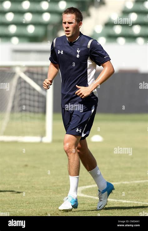 Gylfi Sigurdsson Tottenham Hotspur Fc Hi Res Stock Photography And