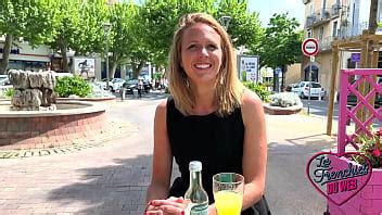 Julie milf timide se dévergonde devant la caméra XVIDEOS