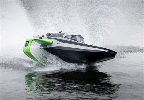 E1 Series World S First All Electric Raceboat WordlessTech