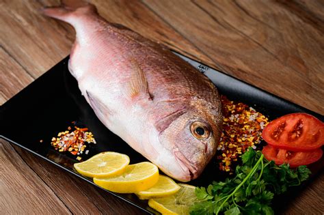 Dorada różowa patroszona - Dary Posejdona