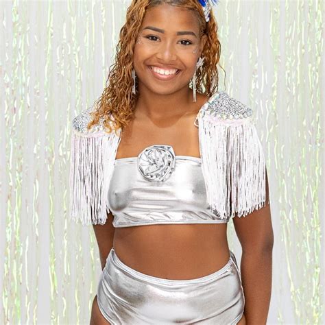 Conjunto Carnaval Top E Hot Pants Prata Metalizado M Elo