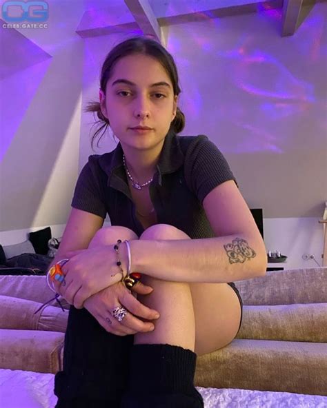 Lilly Liefers Nackt Bilder Onlyfans Leaks Playboy Fotos Sex Szene