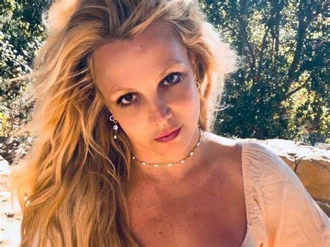 Britney Spears Considered A Boob Job After Weight Loss Calls Her Sons Geniuses