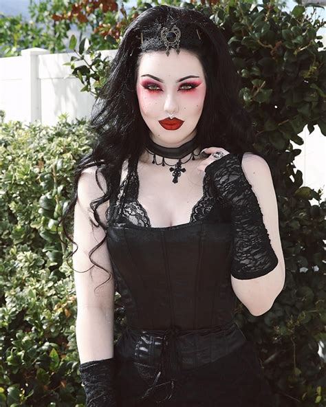 Kristiana Gothic Fashion Fashion Goth Beauty