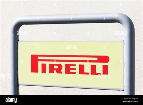 Pirelli Logo Pirelli Keypoint Logo Png Transparent Pirelli Logo