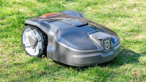 Husqvarna Automower 305 (2020) im Test, ist der günstigste Mähroboter ...