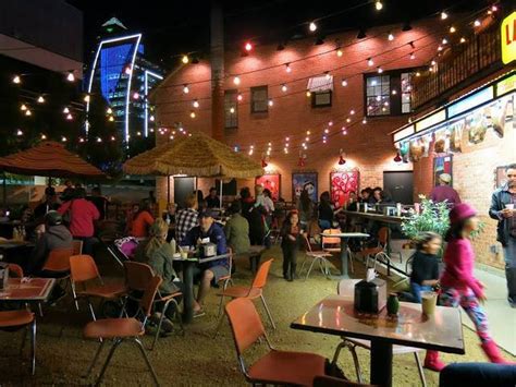 The 25 Hottest And Coolest Patios In Dfw Eater Dallas Fort Worth