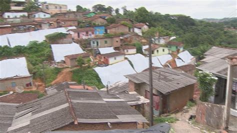 Moradores Temem Deslizamento De Barreira No Alto Da Andorinha Em