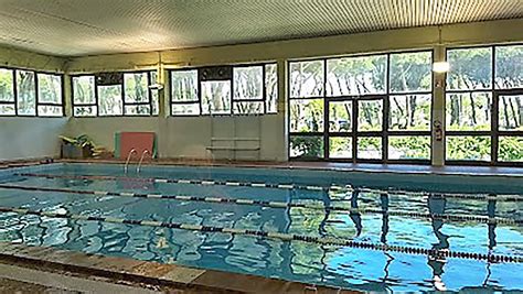 Piscina comunale di Marina di Carrara riapertura da lunedì 13 novembre