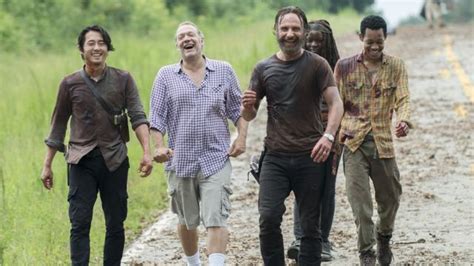 The Walking Dead Saison 5 épisode 9 Découvrez Les Coulisses Du Tournage Sur De Nouvelles