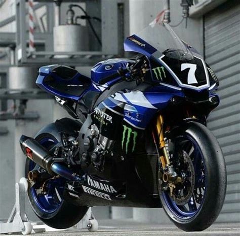 Yamaha R1 | Moto da corsa, Moto sportiva, Moto