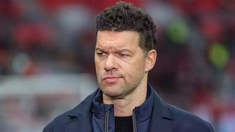 FC Bayern München Michael Ballack kritisiert Aufstellung von Julian