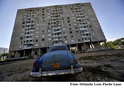 Car Museum – Translating Cuba