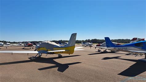 A Roport International Ostende Brugesunieke Samenkomst Van Cirrus