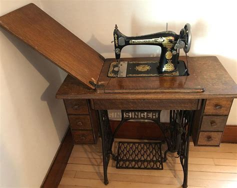 Vintage 1910 Era Singer Treadle Sewing Machine With Attachments Extras