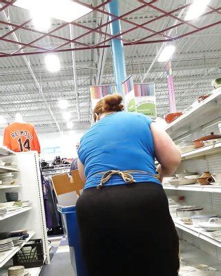 Candid Big Ass Booty In Tight Leggings Huge Butt Plumper Porn Pictures XXX Photos Sex Images