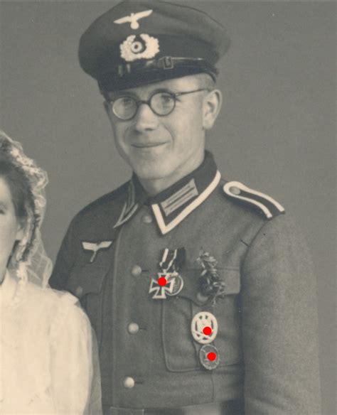 Wehrmacht Unteroffizier Portrait 2 Original Foto Mit Orden