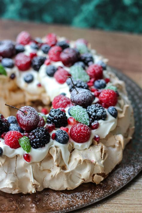 Christmas Berry Pavlova Wreath Baker Jo