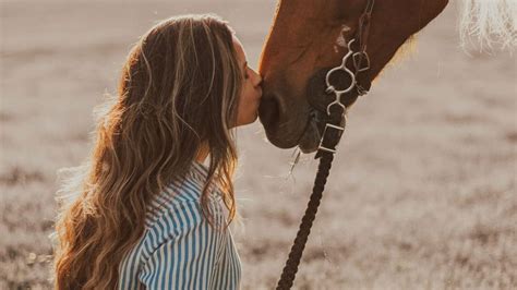 5 Qualities Of A True Horse Owner Cowgirl Magazine