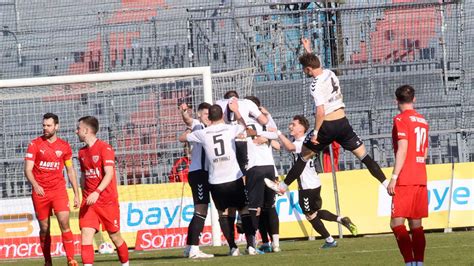 Regionalliga Bayern Wacker Burghausen lässt Buchbach im Derby keine Chance