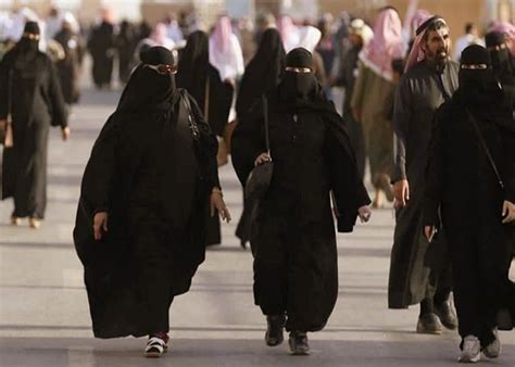 Las Mujeres En Arabia Saudita Vivirán Libres Sin Supervisión