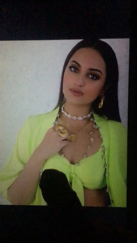 Sonakshi Sinha Cum Tribute Gay Big Cock Masturbate Porn Xhamster