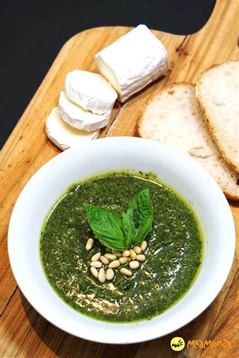 Classic Basil Pesto Recipe - Medmunch