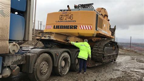 Transporting The Liebherr 974 Excavator Fasoulas Heavy Transports