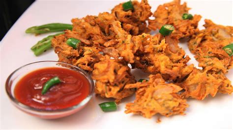 5 Tastiest Indian Snacks You MUST Try This Monsoon JFW Just For Women