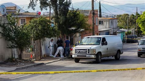 Abandonan cuerpo en cajuela en la México Lindo ESQUINA 32