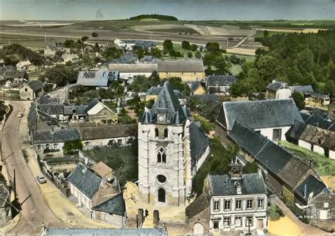 Carte Nouvion Et Catillon Vue A Rienne L Glise Et La Mairie Eur