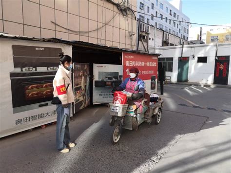 甘州区东街街道交通巷社区：交通劝导志愿行 文明出行树新风