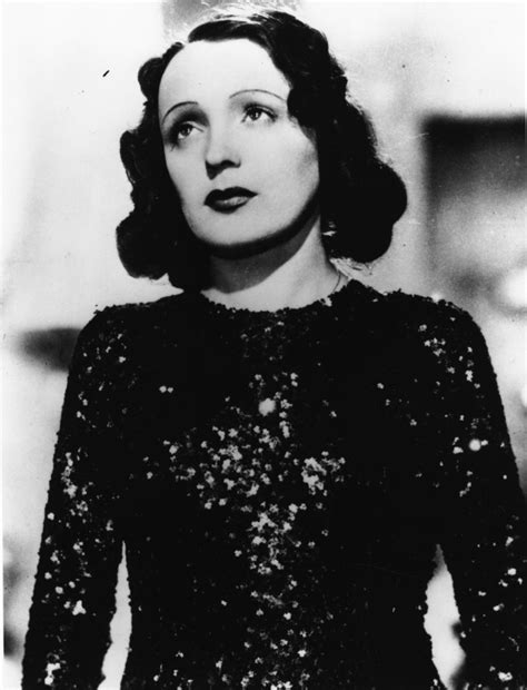 Edith Piaf - auch nach ihrem Tod lebt die Legende weiter - DerWesten.de