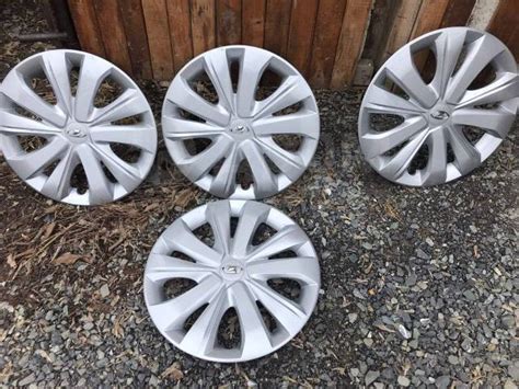 Продам колпаки на диски R15 от Лады Весты, 15", 4 шт, 4 шт, б/у, в ...