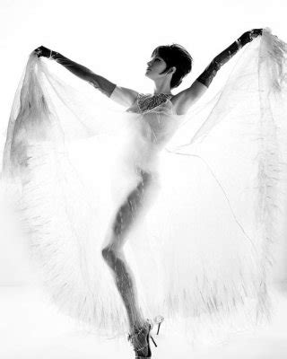 Pamela Anderson Posing Very Sexy In Some Photoshoot And Showing Her Big Tits And Porn Pictures