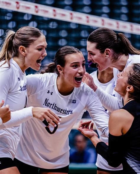 Wisconsin, Big Ten Şampiyonluğunu Northwestern'a Karşı Savunuyor