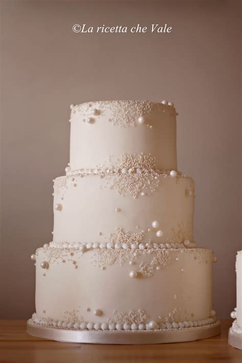 Wedding Cake Pearls Pretty Wedding Cakes Small Wedding Cakes Dream