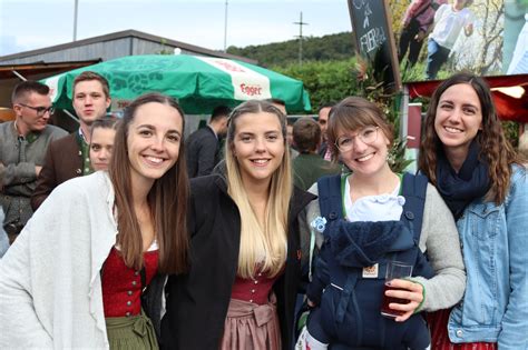 Alle Jahre Wieder Dirndlkirtag In Kirchberg An Der Pielach Teil