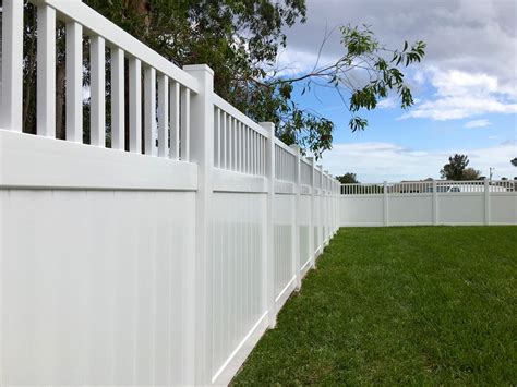 Residential Vinyl Fences Columbia And Charleston Sc Brabham Fence