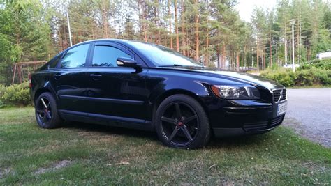 Volvo S40 T5 Kinetic 4d Porrasperä 2005 - Vaihtoauto - Nettiauto