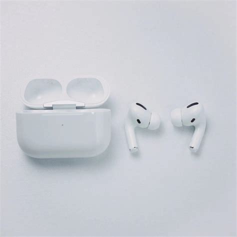 AirPods Pro / 1‘ste Generation in 2700 Gemeinde Wiener Neustadt for € ...