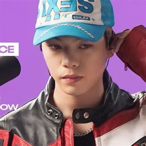 Stream Zai Phố Naked Vân Rung Yellow Gill Live At LAB WordUp ZLAB by Green Days Listen