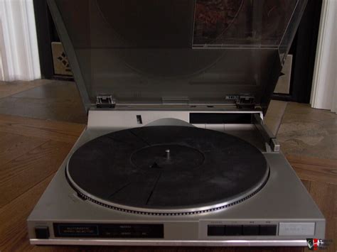 VINTAGE TURNTABLES Photo #459866 - Canuck Audio Mart