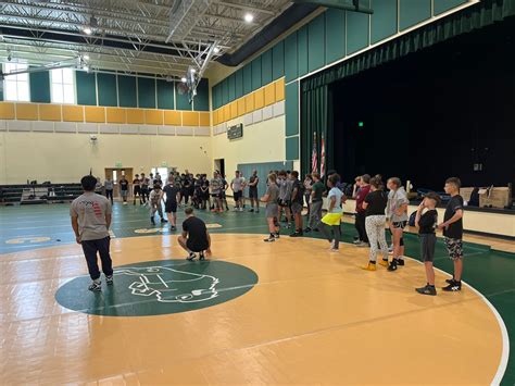 VHS Wrestling - You dont know me Even though we dont know each other