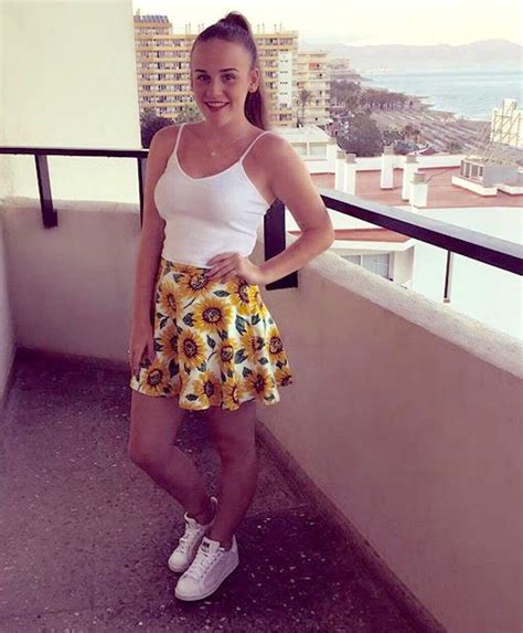 Hot Photos Of Ellie Leach That Will Make Your Mind Blow ThBlog