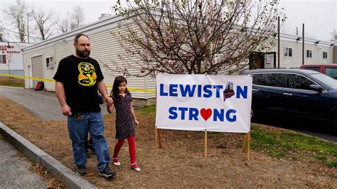 Photos Lewiston Community Shares Messages Of Hope After Mass Shootings